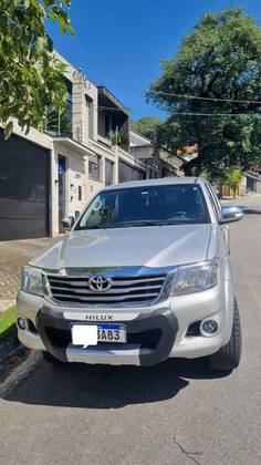 TOYOTA HILUX 2.7 SRV 4X4 CD 16V FLEX 4P AUTOMÁTICO TOYOTA HILUX 2.7 SRV 4X4 CD 16V FLEX 4P AUTOMÁTICO